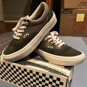 Vans Skate Era sneakers (Men’s 6.5) - pop cushion footbed
